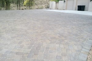 Garage-area